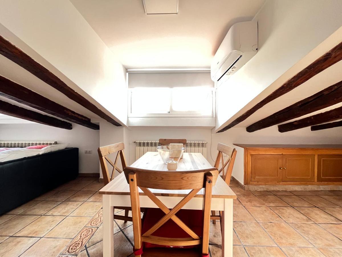Atico Atocha Ile Temporal Apartment Madrid Exterior photo
